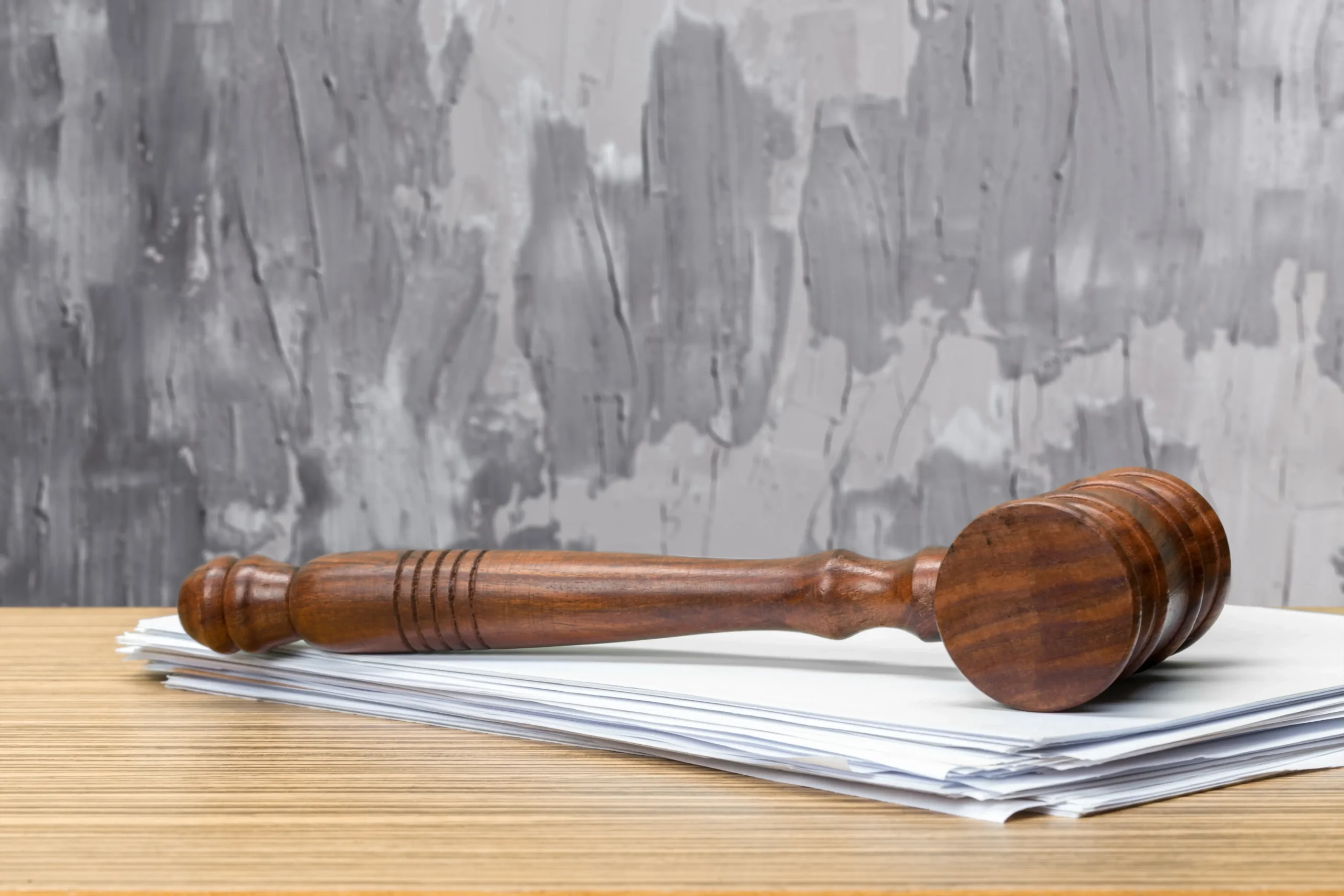 Proceso contencioso administrativo en Guatemala expediente judicial